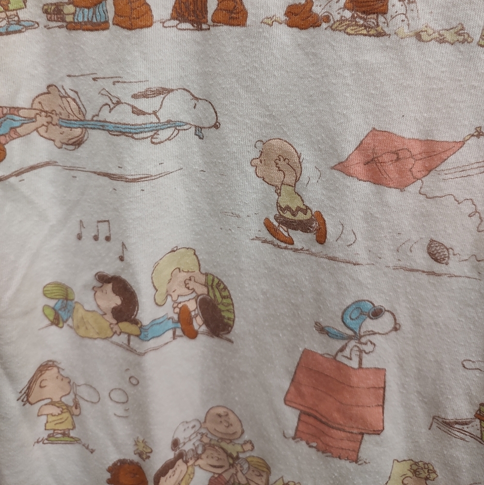 Peanuts Tee - Picture 3 of 8